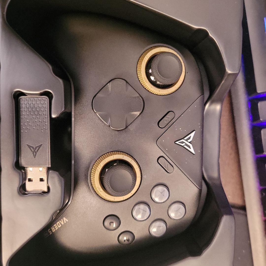 Flydigi VADER 5 PRO ゲームコントローラー