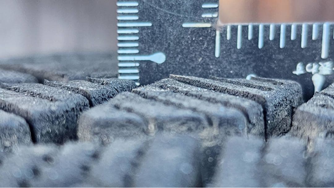 16インチ スタッドレスタイヤ