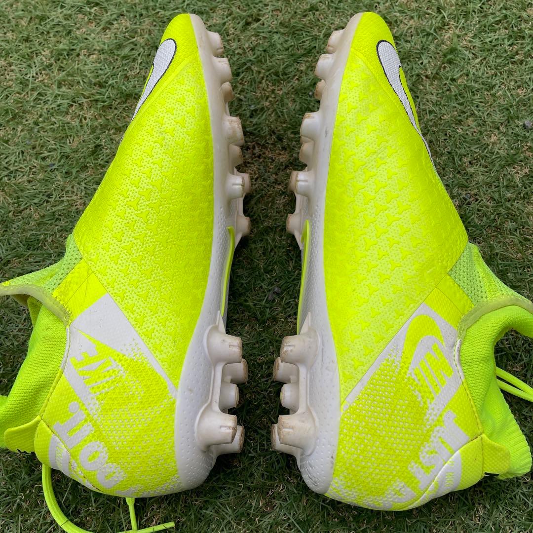 NIKEファントムphantomサッカースパイク28cm