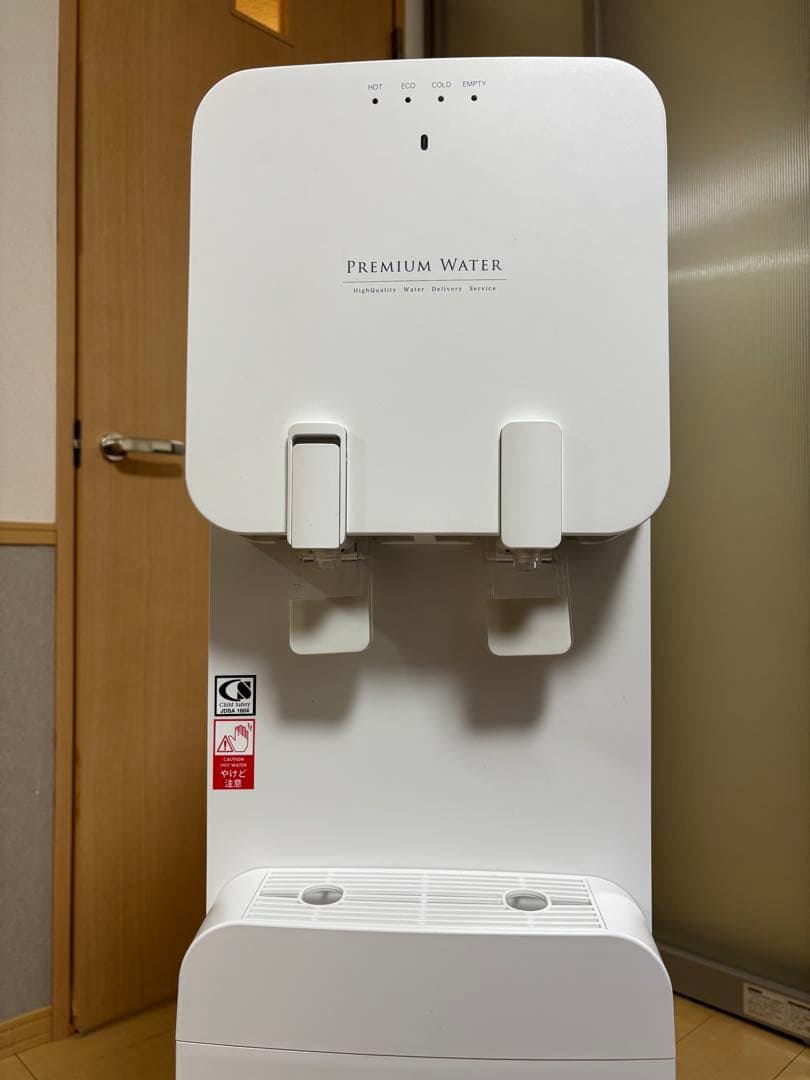 【PREMIUM WATER】 ウォーターサーバー famfitホワイト