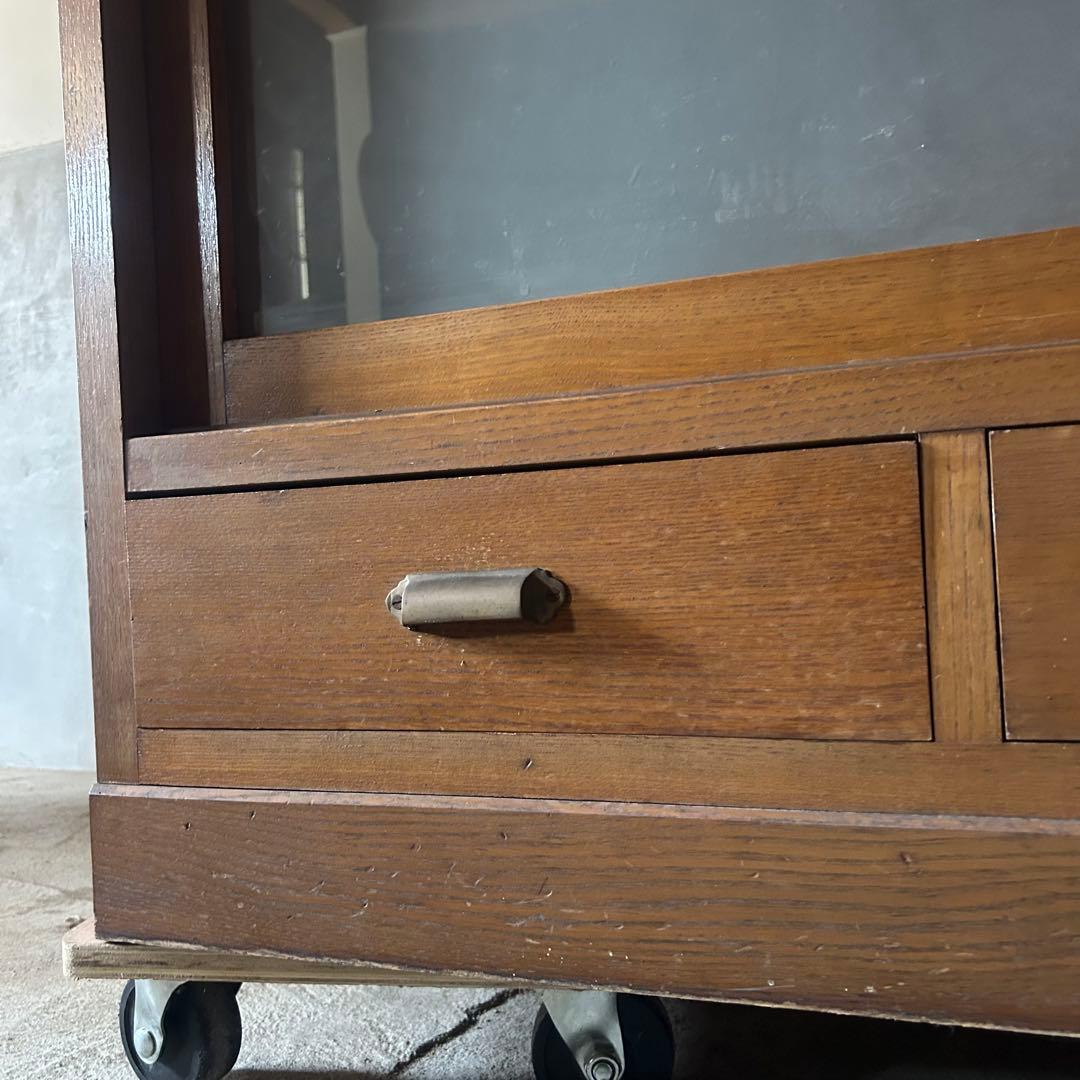 食器棚 本棚 箪笥 タンス 棚 収納 大正昭和 カフェ 古民家