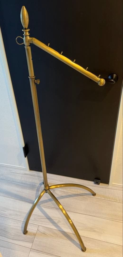 ハンガーラック　傾斜ハンガー　高さ可変　アンティークゴールド②