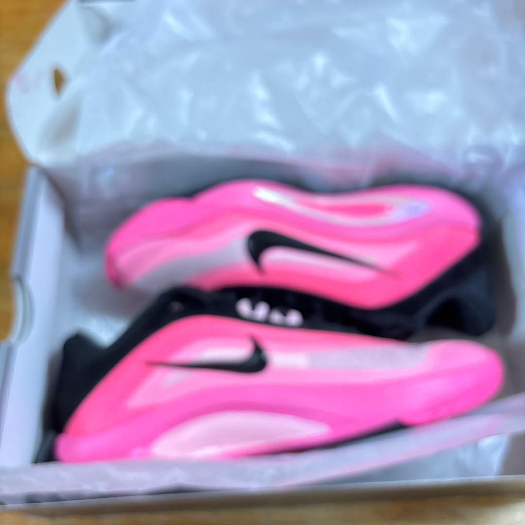 Nike A One ピンク/ブラック シューズ