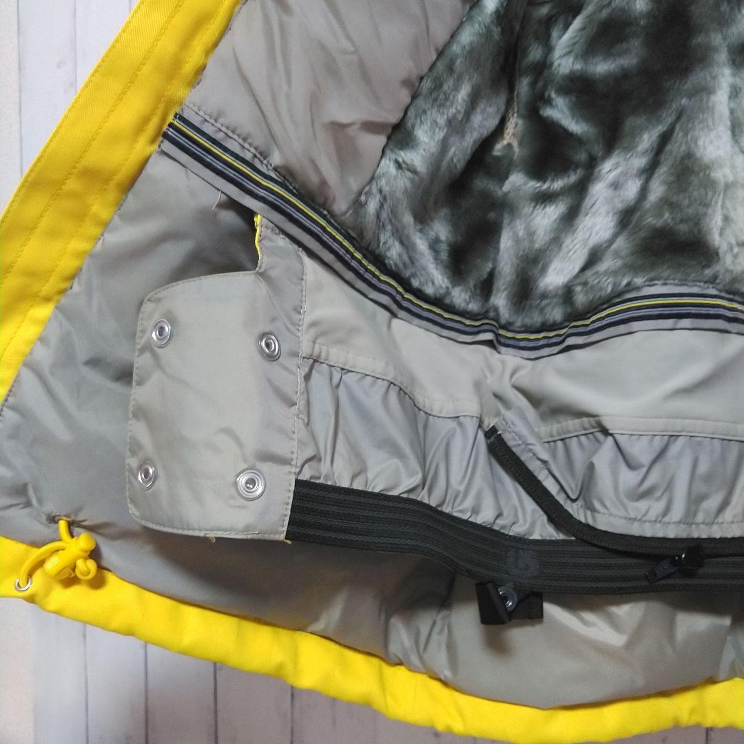 新品タグ付　バートン　TANGO JACKET　スノボ　ウェア　スキー　黄　ＸＳ