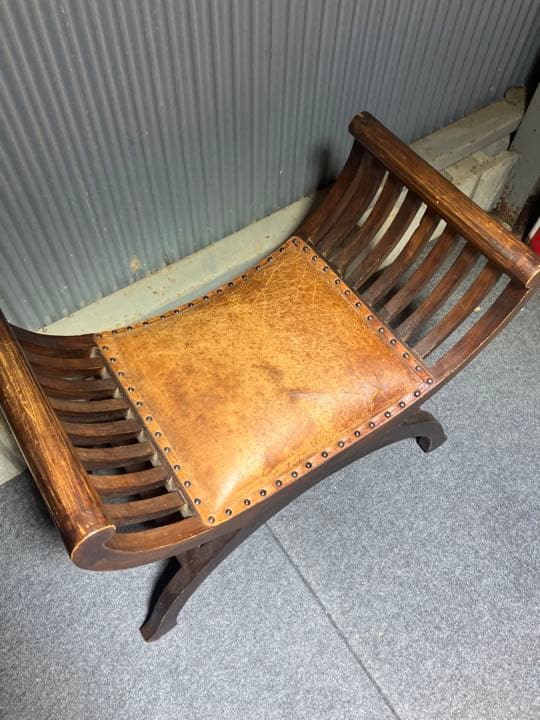 クラブベンチ　クラシック家具　牛革アンティーク風　中古品