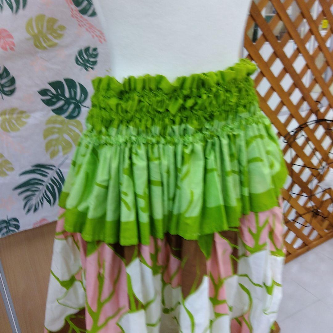 5枚セット　フラダンス 用パウスカートと緑ブラウス