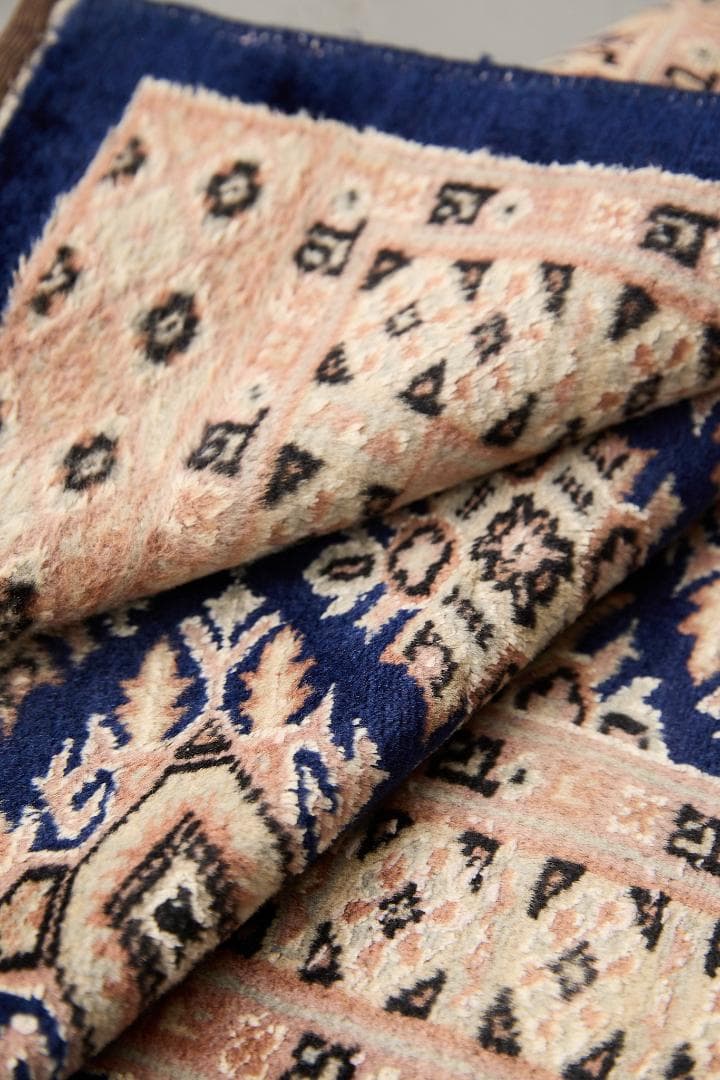 ヴィンテージラグ　トライバルラグ　パキスタン絨毯（129cm×75cm）青　紺