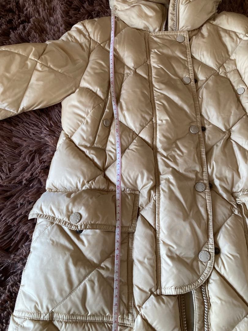 MONCLER ベージュ キルティングダウンコート
