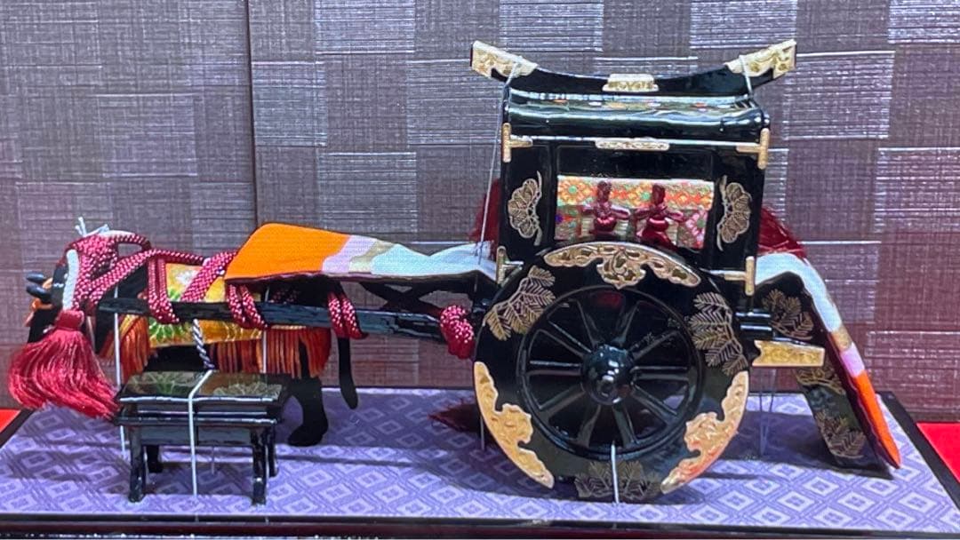 木製雛飾り　道具螺鈿細工　貝桶付