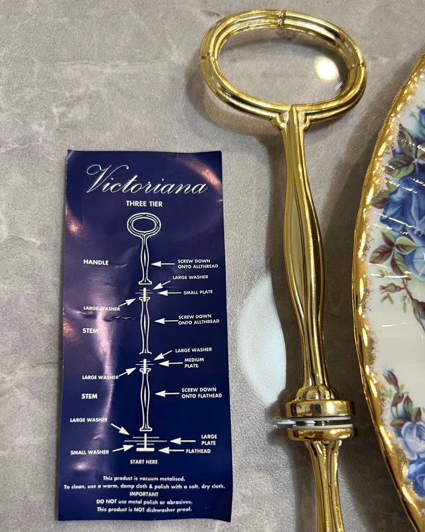 期間限定お値下中✳︎希少✳︎ロイヤルアルバート ケーキスタンド 3段