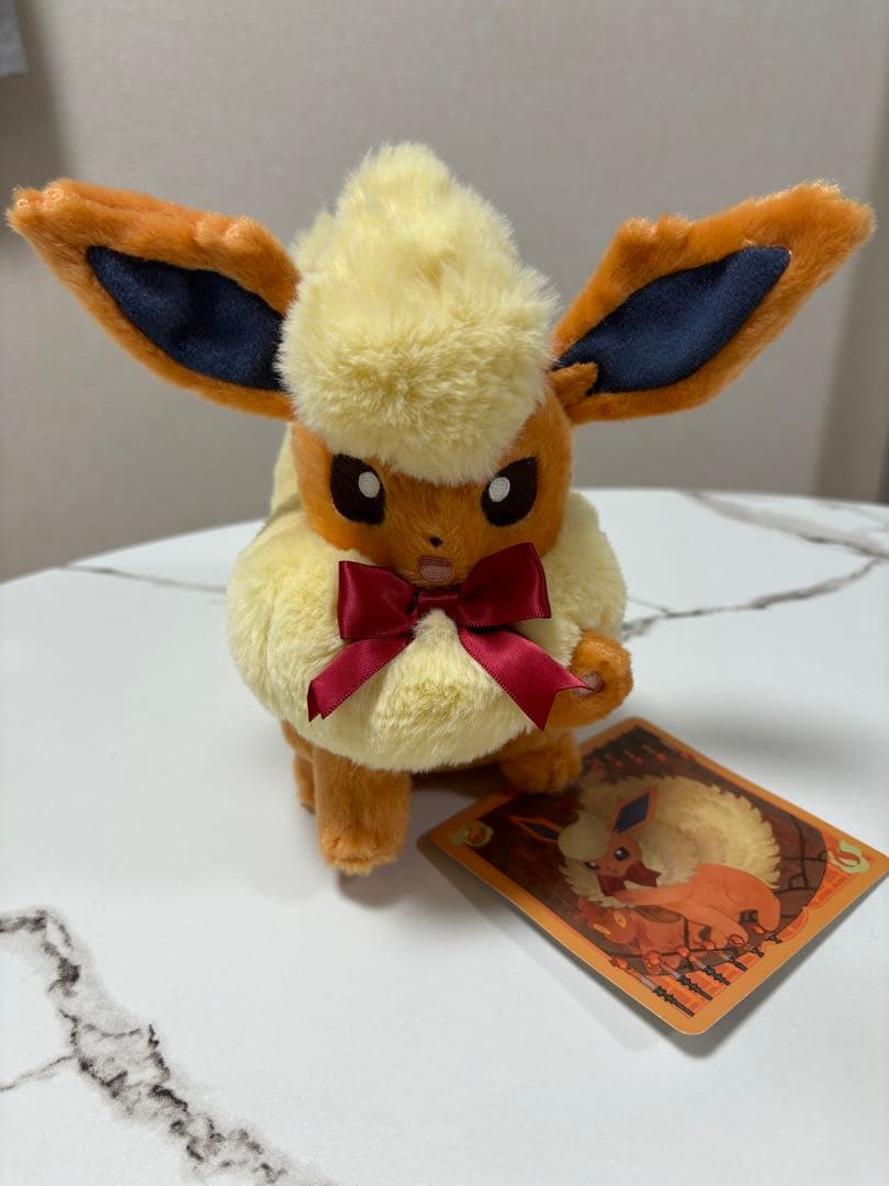 ポケモン　Eevee Collection ブースター　ぬいぐるみ