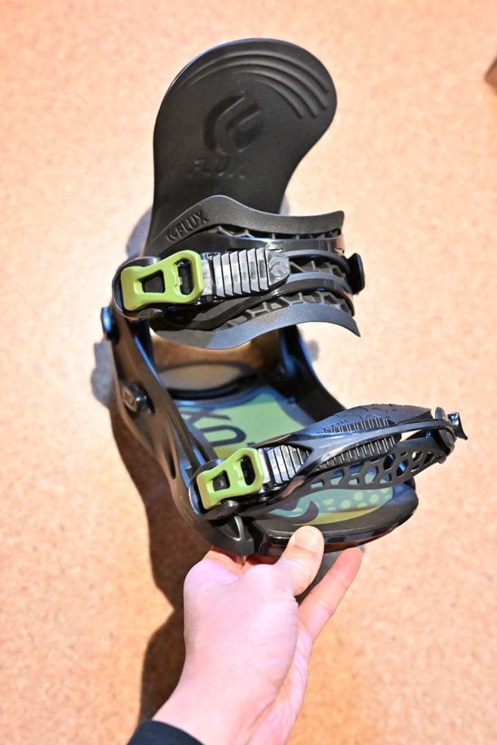 FLUX SR DARK WOOD Sサイズ ビンディング