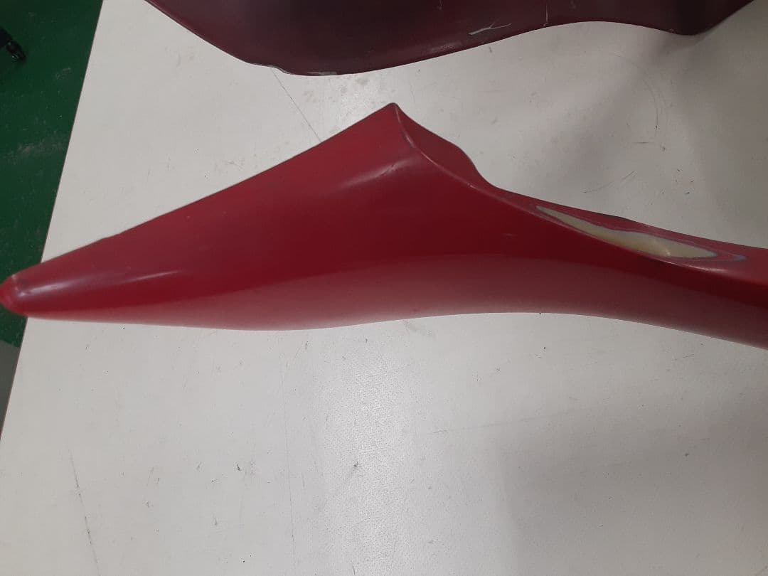 RGV250Γ VJ23A 純正 ラッキーストライク テールカウル 割れなし！