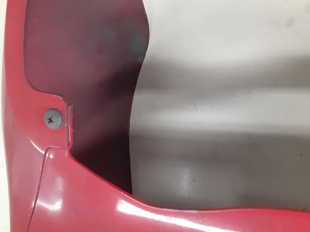 RGV250Γ VJ23A 純正 ラッキーストライク テールカウル 割れなし！