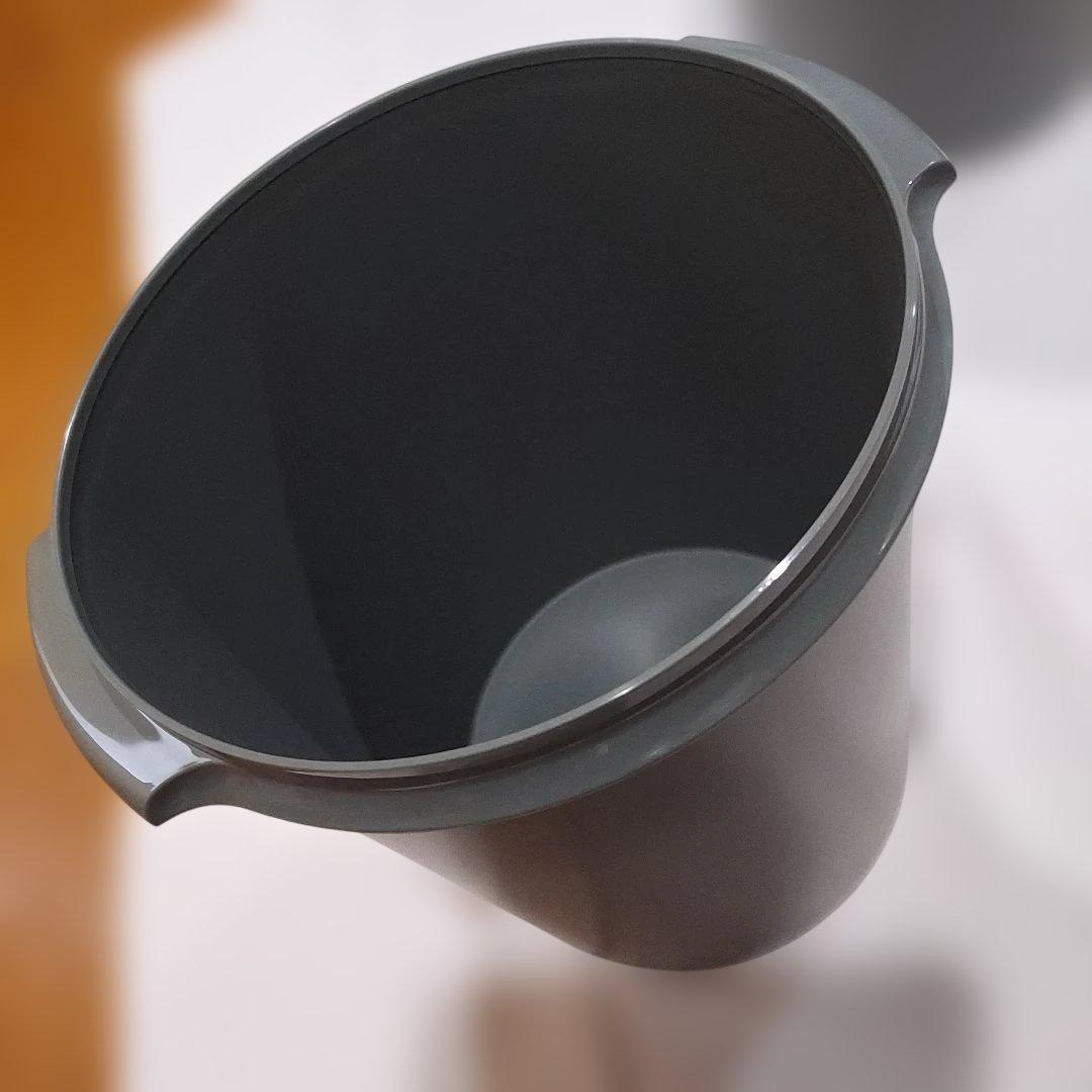 Tupperware グレー 保存容器 2個セット、マキシデコレーター