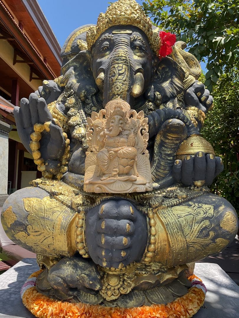 【新入荷】ガネーシャ像(夢をかなえる神様)Hiクオリティ木彫り 29cm