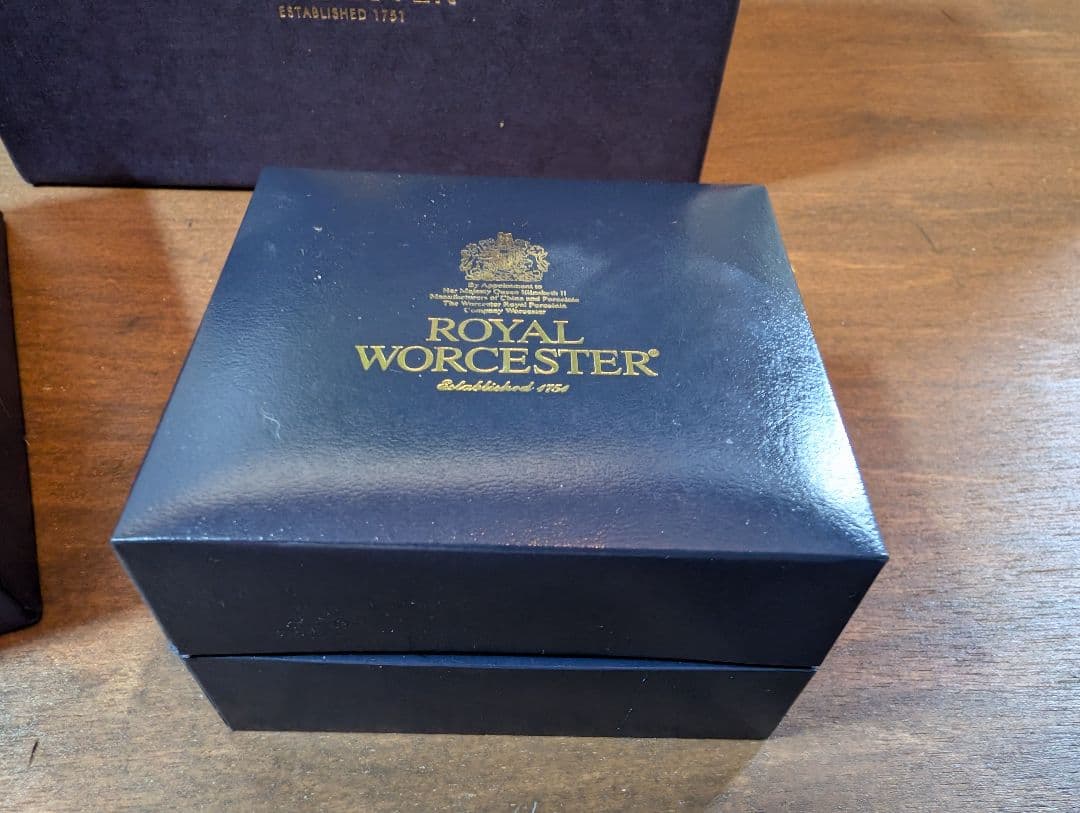  Worcester ダイヤモンド記念限定カップ＆トリンケットボックス