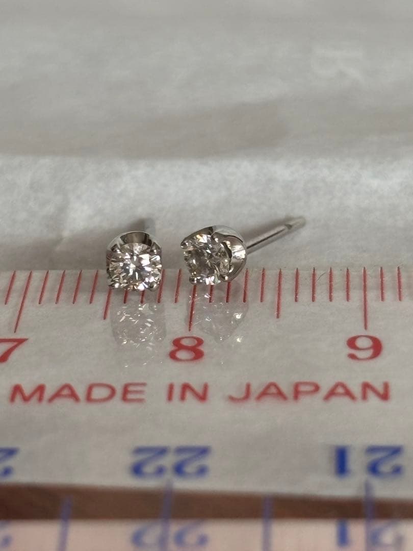 ダイヤモンドピアス 計0.2カラット プラチナ900