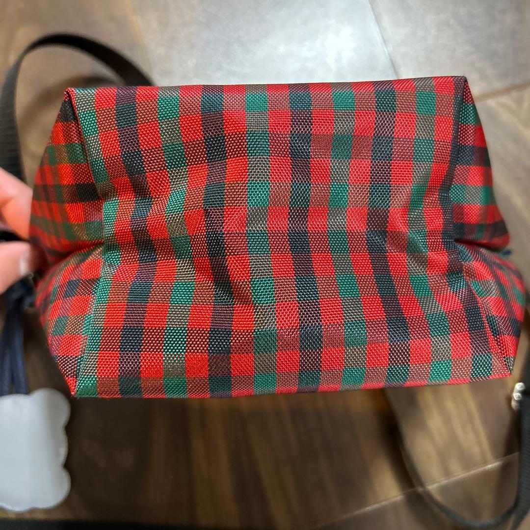 ファミリア　舟形ポシェット　赤チェック