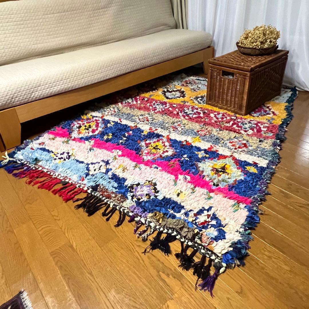 【最終値下げ】モロッコラグ　ボシャルウィット　トライバルラグ　176×135