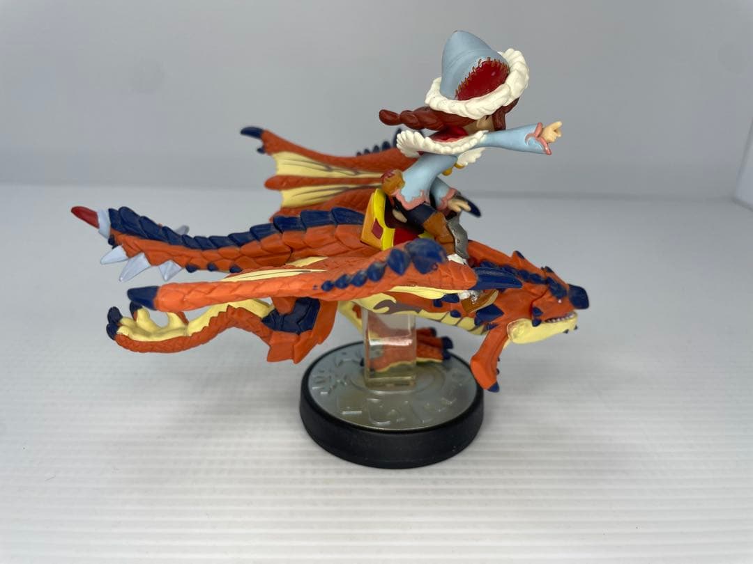 amiibo 隻眼のリオレウス&ライダー　女の子　アミーボ　モンハン