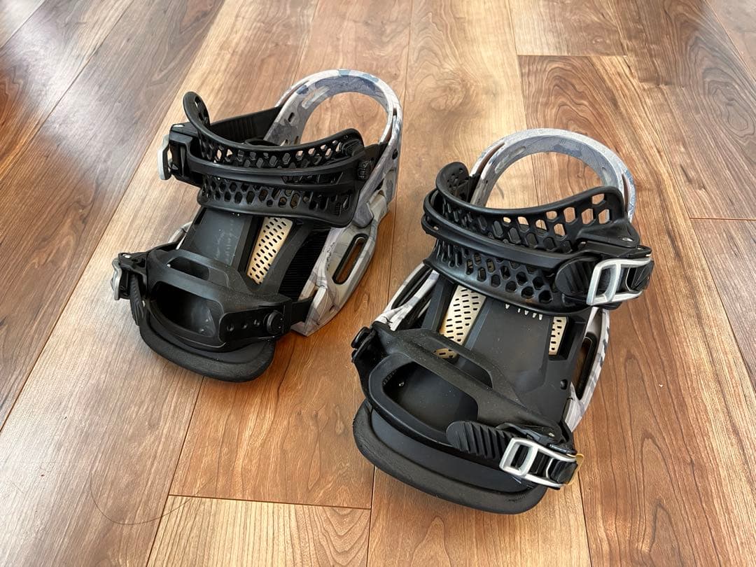 スノーボードビンディング MALA/VITA Mサイズ
