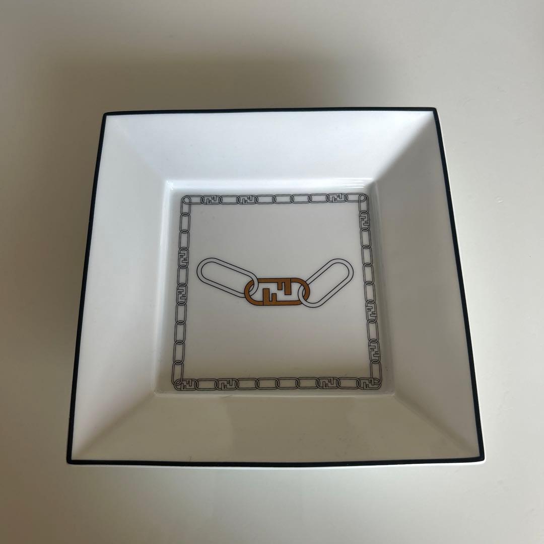 FENDI お皿