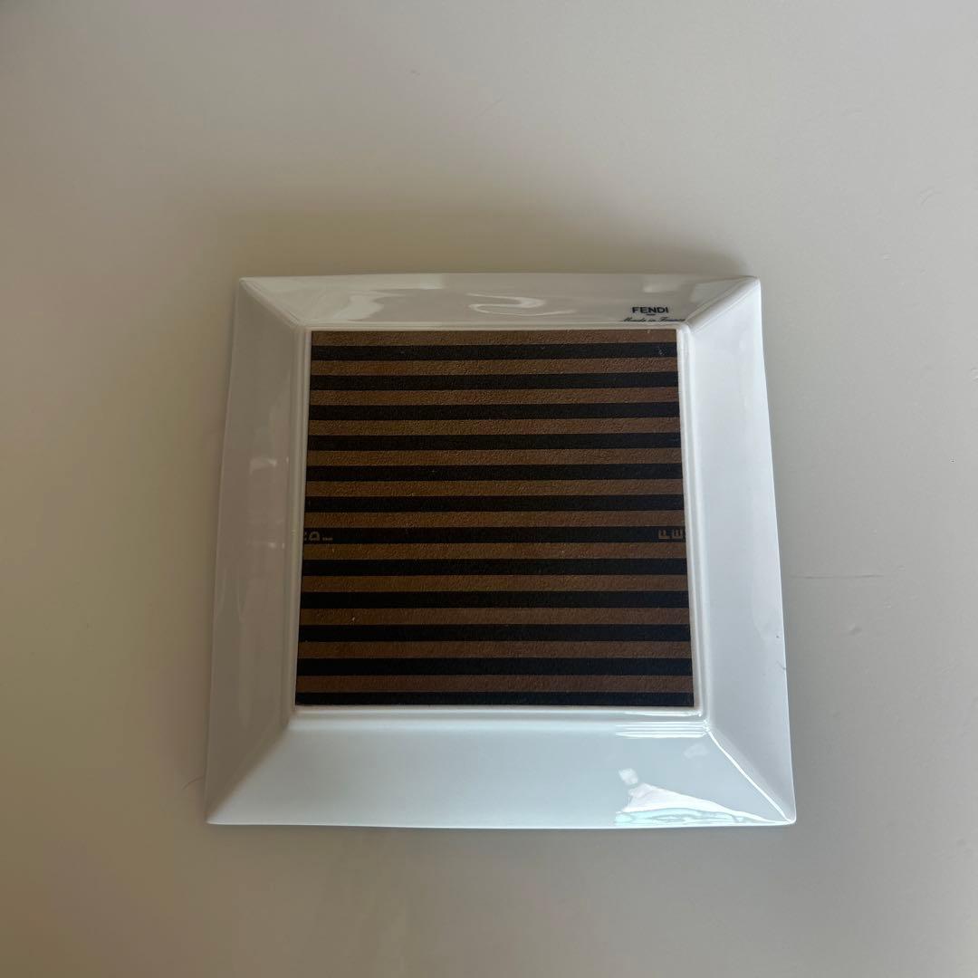 FENDI お皿