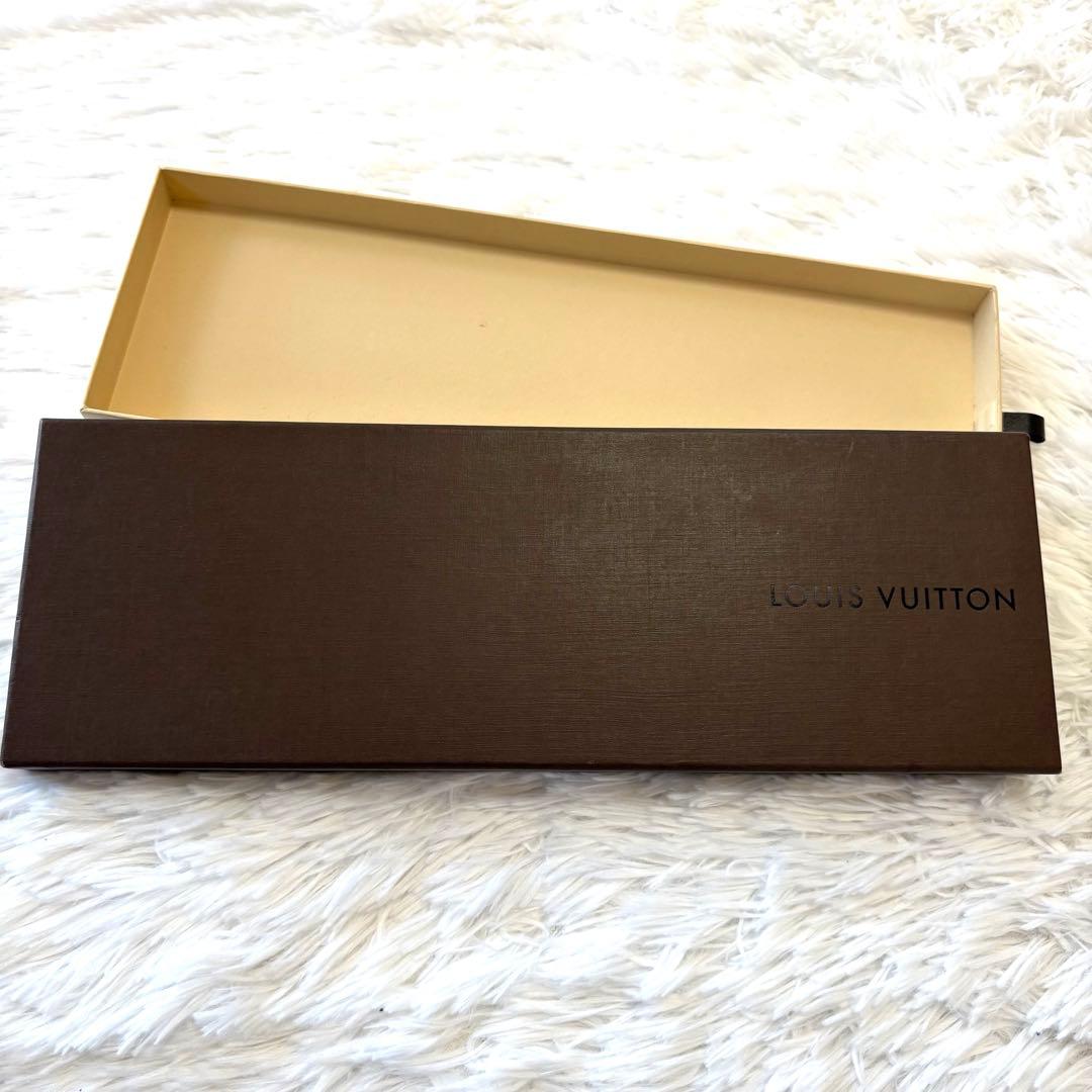 未使用級✨ルイヴィトン モノグラム ネクタイ ブラウン シルク 高級感 箱付き