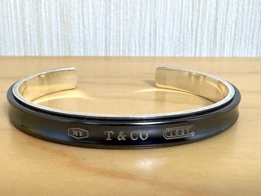 Tiffany ＆ Co. オープンバングル ブラック