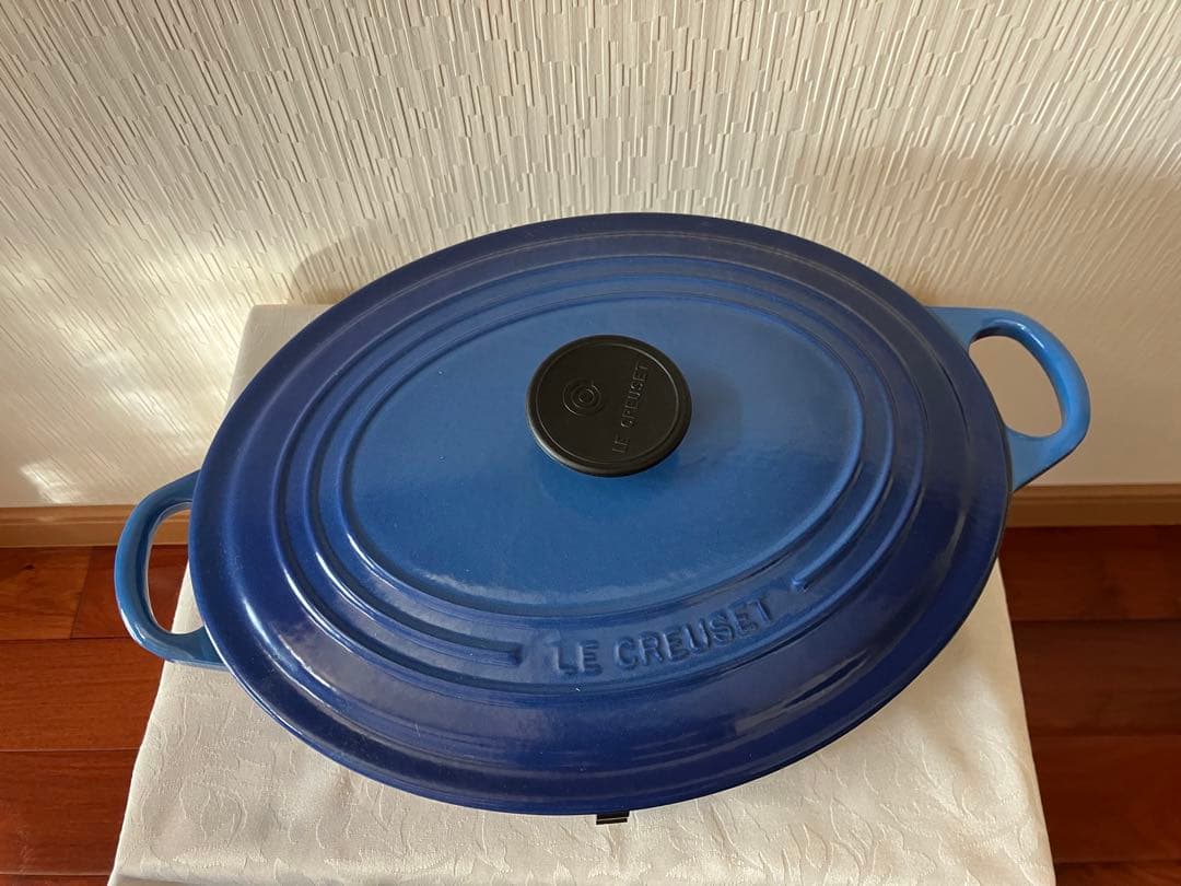 希少 LE CREUSET 限定色　Oval Dutch Oven 29cm