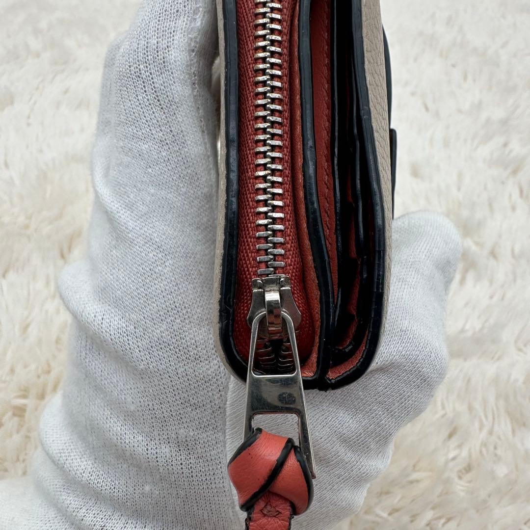 ✨美品✨ロエベ　２つ折り財布　アナグラム　バーティカルウォレット　レザー