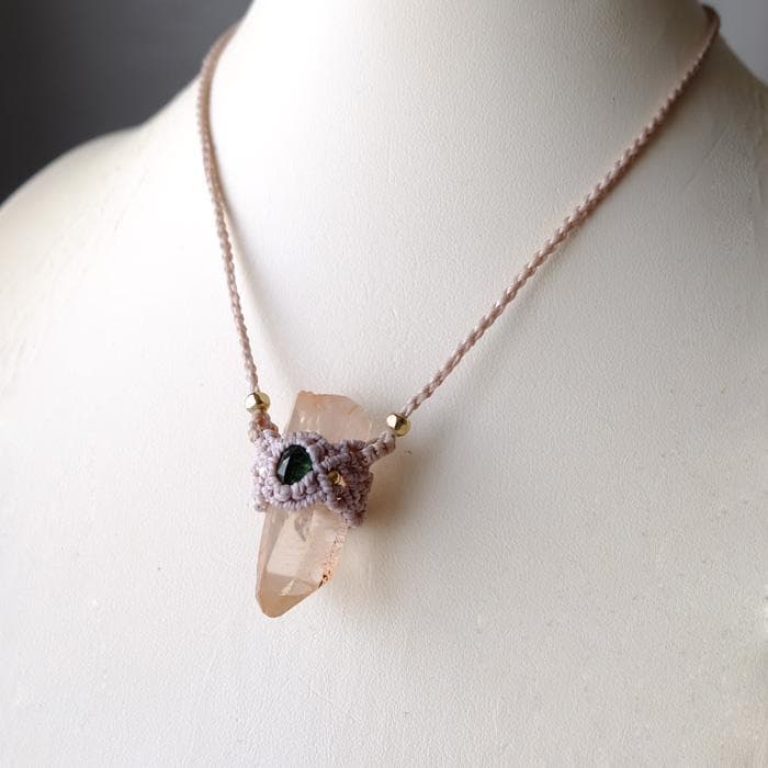 タンジェリンレムリアンクォーツ ・グリーントルマリン マクラメペンダント3691
