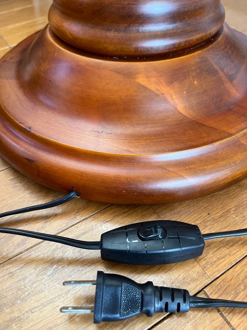 アンティーク調　フロアランプ　アンバーガラス　クラシックモダン　スタンドライト