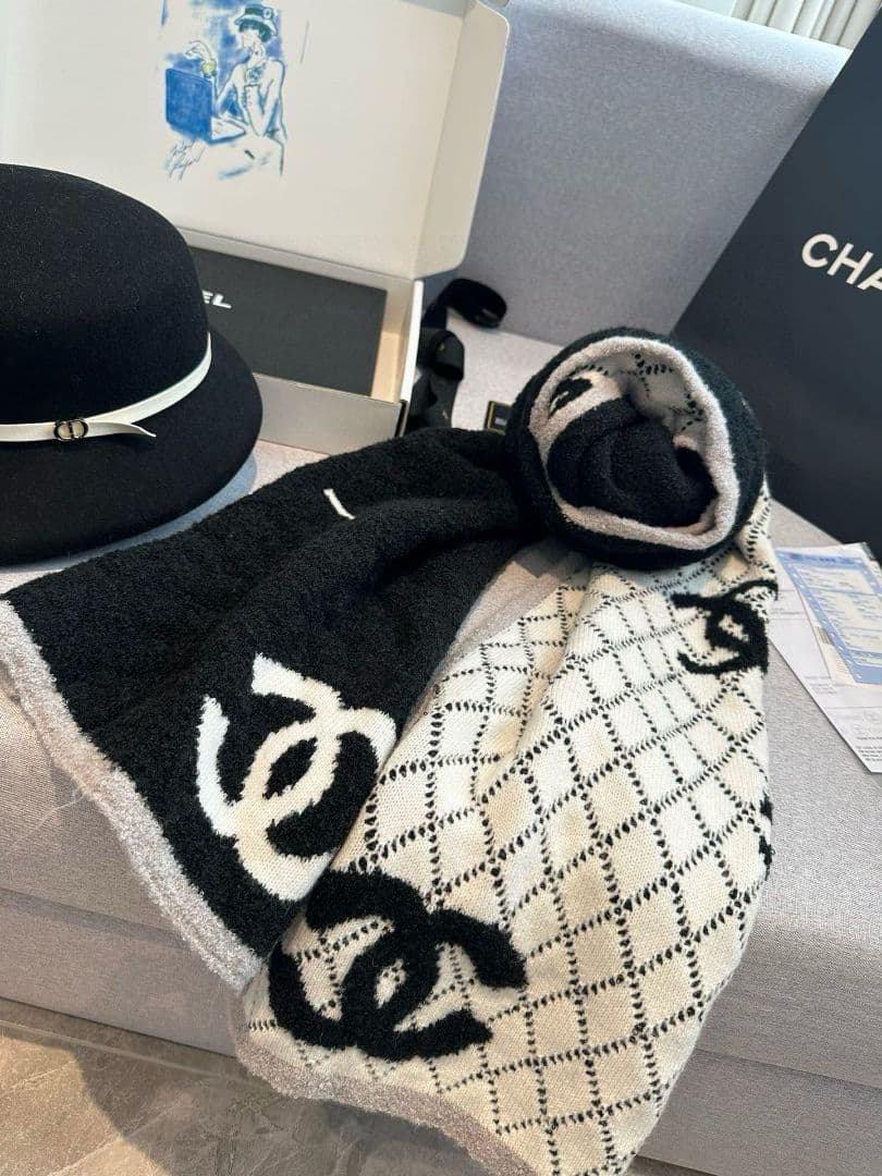 CHANEL　シャネル　マフラー　180×35cm