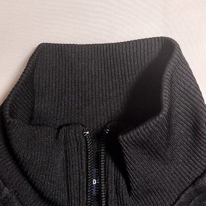 FRED PERRYトラックジャケット Ｍ ブラック フレッドペリー 黒