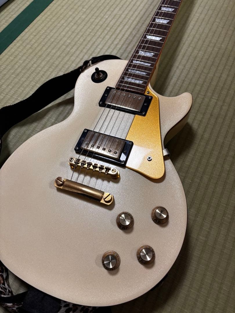 希少カラー！Epiphone レスポールスタンダード パールロイヤル エピフォン
