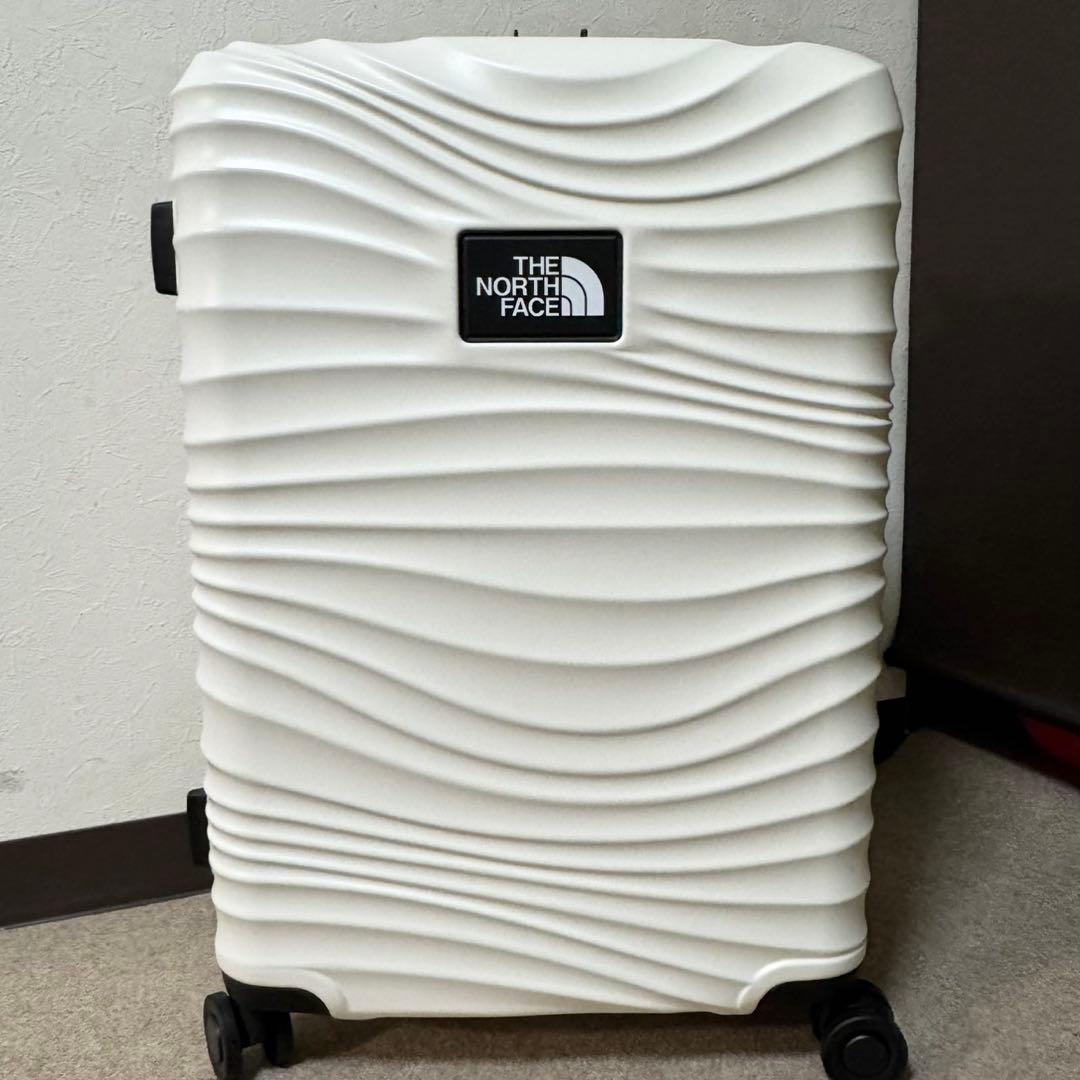 【海外限定】　新品未使用　ノースフェイス　スーツケース　24インチ　キャリー