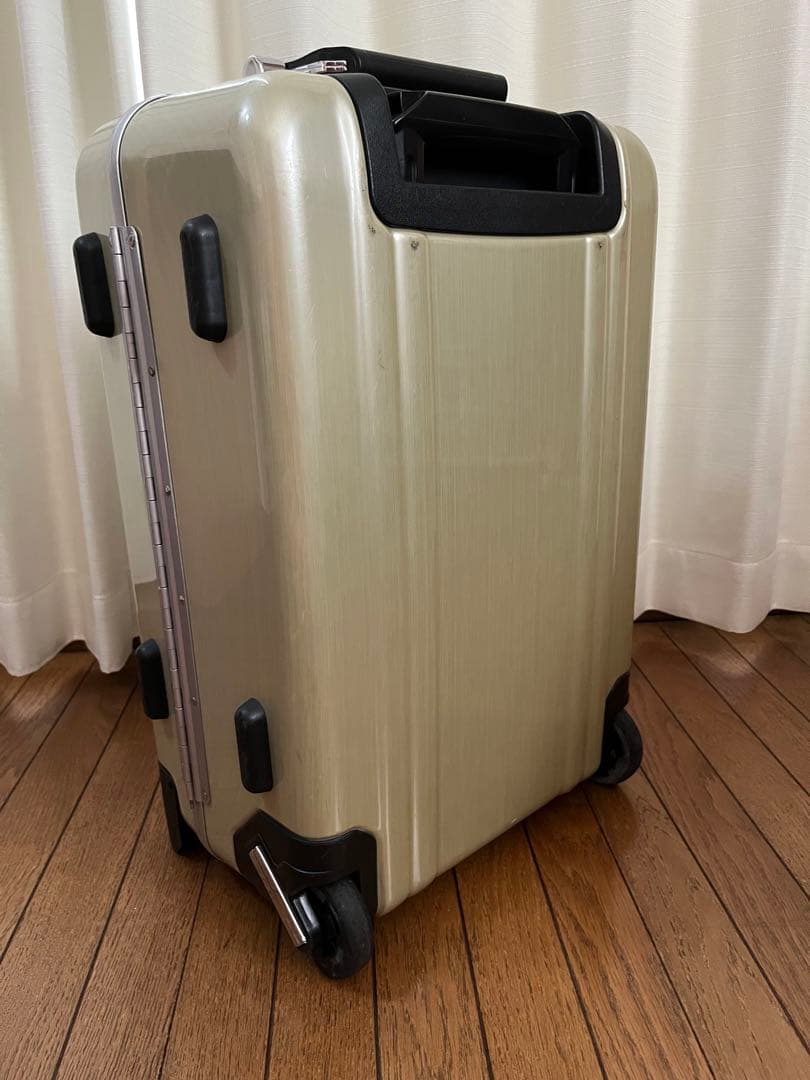 tocushino　ゼロハリ2輪　ポリカボネート　キャリーケース 中古品