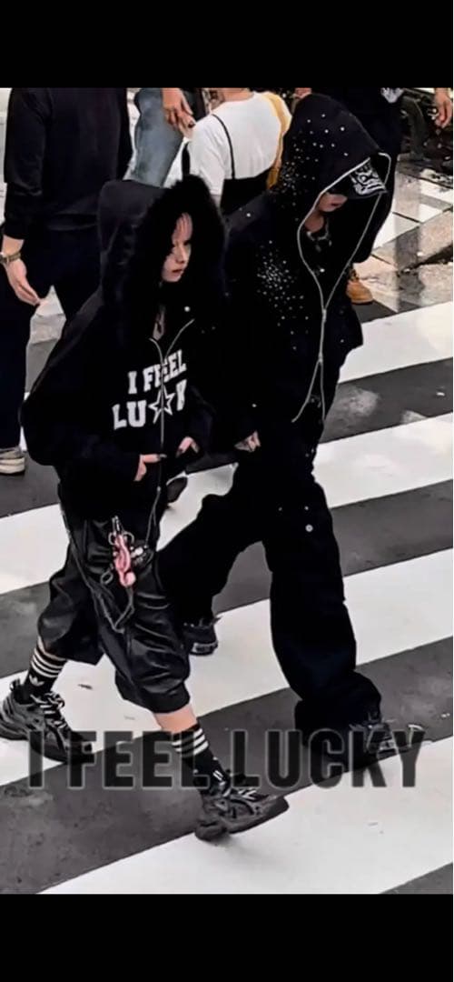 〆*様 【ラインストーンパーカー】 【定価約4万】フーディー パーカー 韓国スト