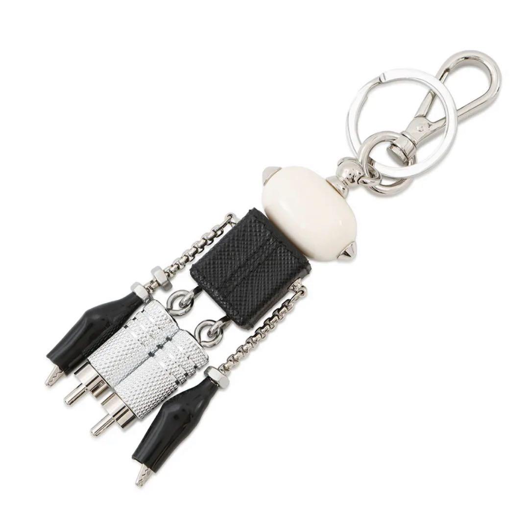 PRADA ロボット型キーホルダー
