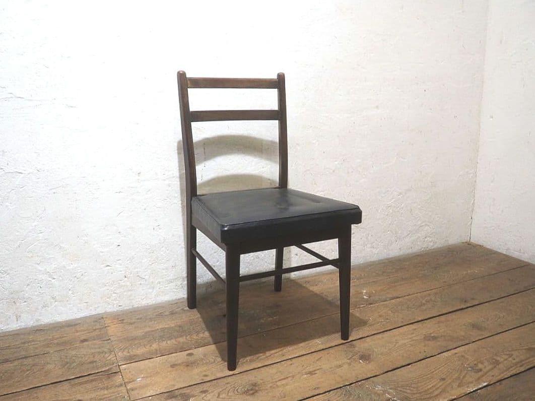 1318 ヴィンテージ　レトロモダンな木製チェア　椅子　イス　カフェ　インテリア
