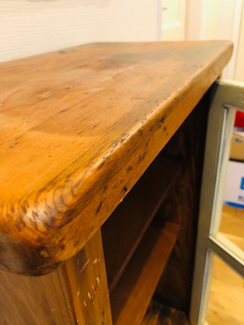 アンティーク　カップボード　ビンテージ　木製ガラス扉ラック 中型　高さ100