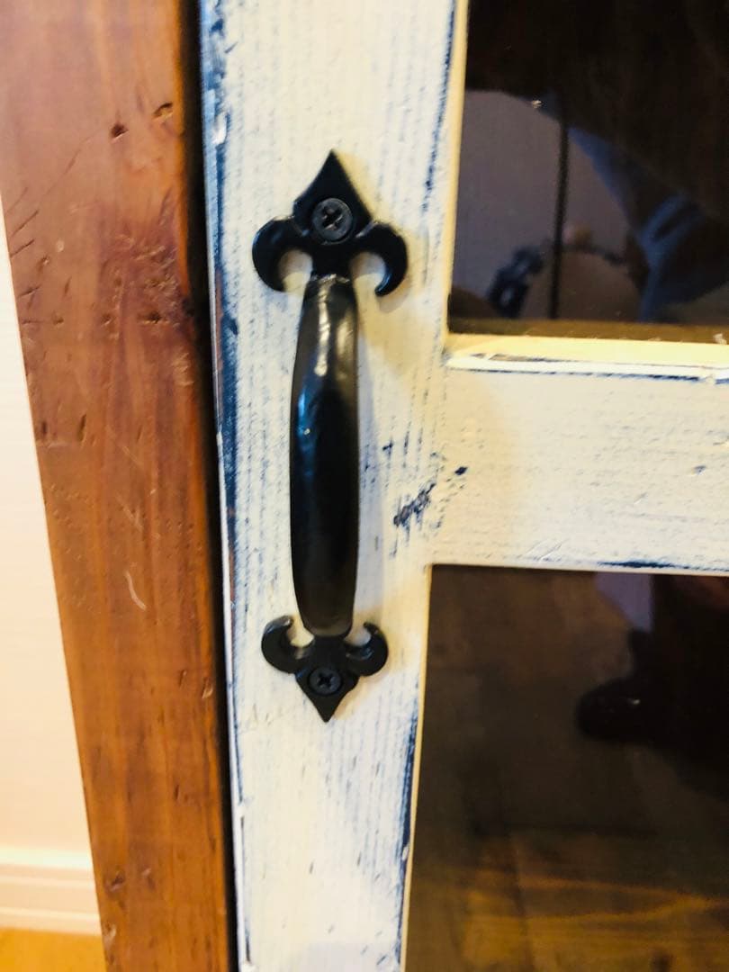 アンティーク　カップボード　ビンテージ　木製ガラス扉ラック 中型　高さ100