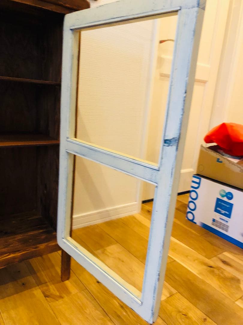 アンティーク　カップボード　ビンテージ　木製ガラス扉ラック 中型　高さ100