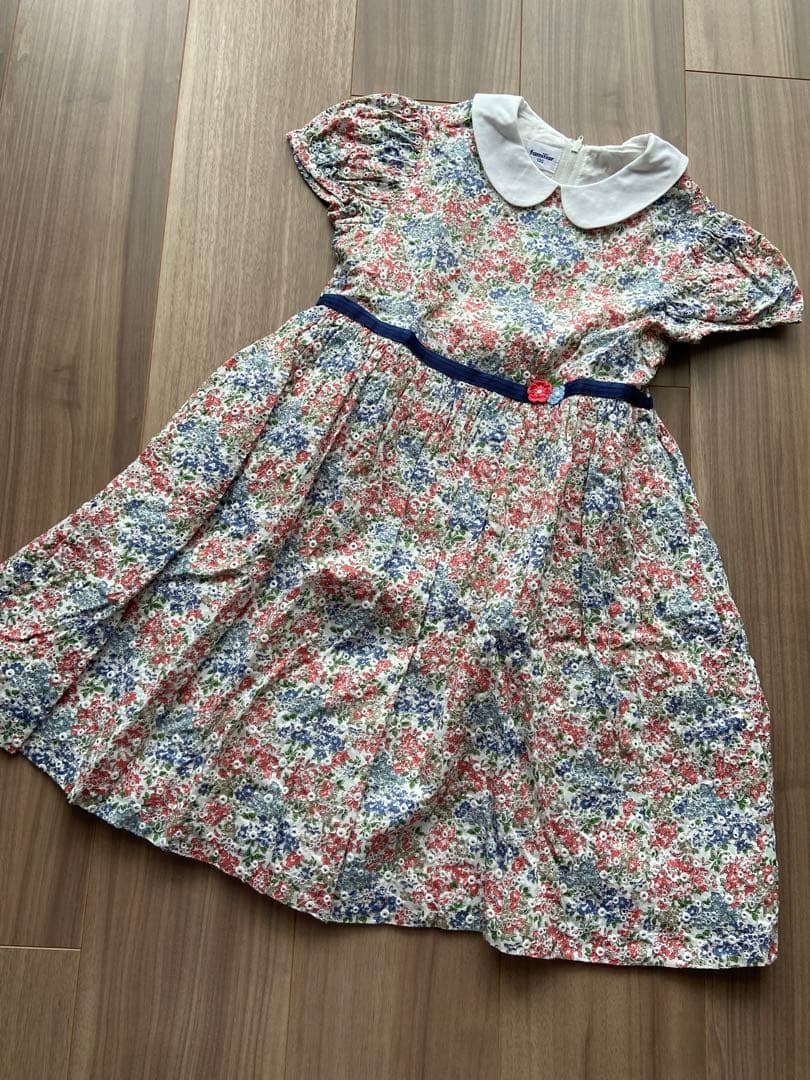 ファミリア 花柄ワンピース　紺ワンピース　120