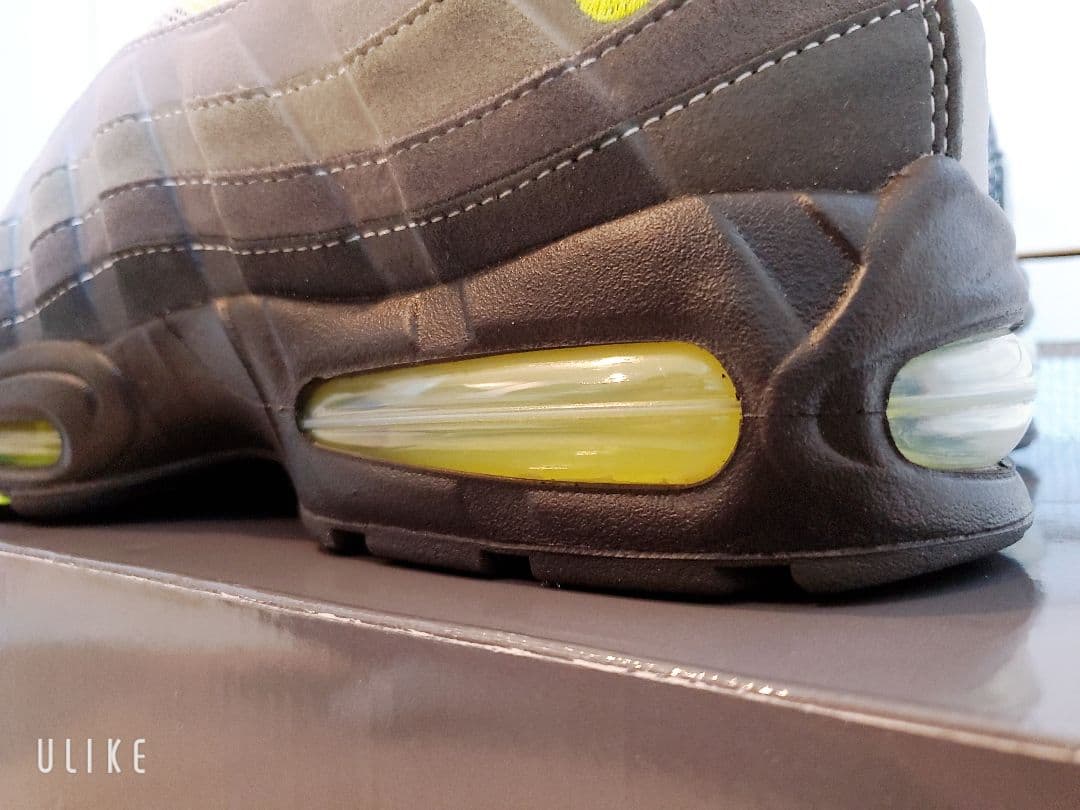 か*う様 AIR MAX 95 OG Neon Yellow 2025 27.0
