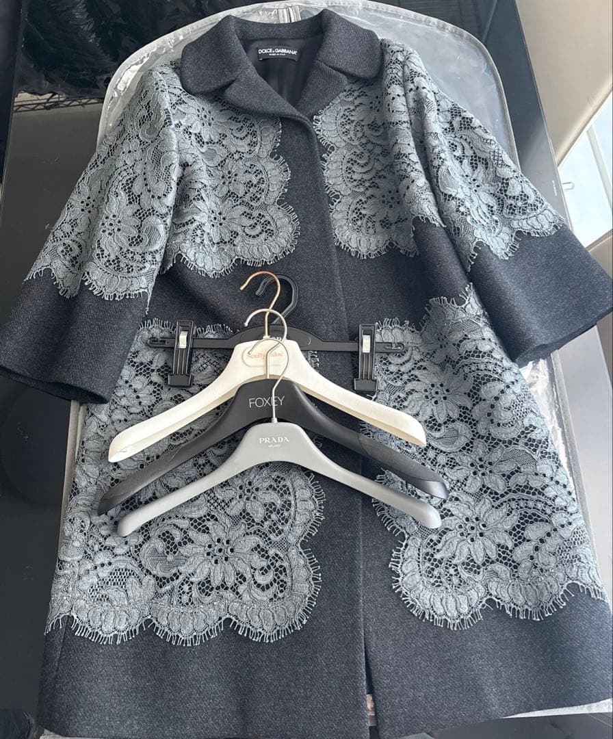 ドルチェ&ガッバーナ DOLCE&GABBANA レース装飾　コート