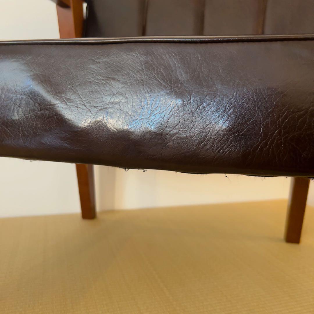 1人掛けソファ　片肘　ミルキーコーク