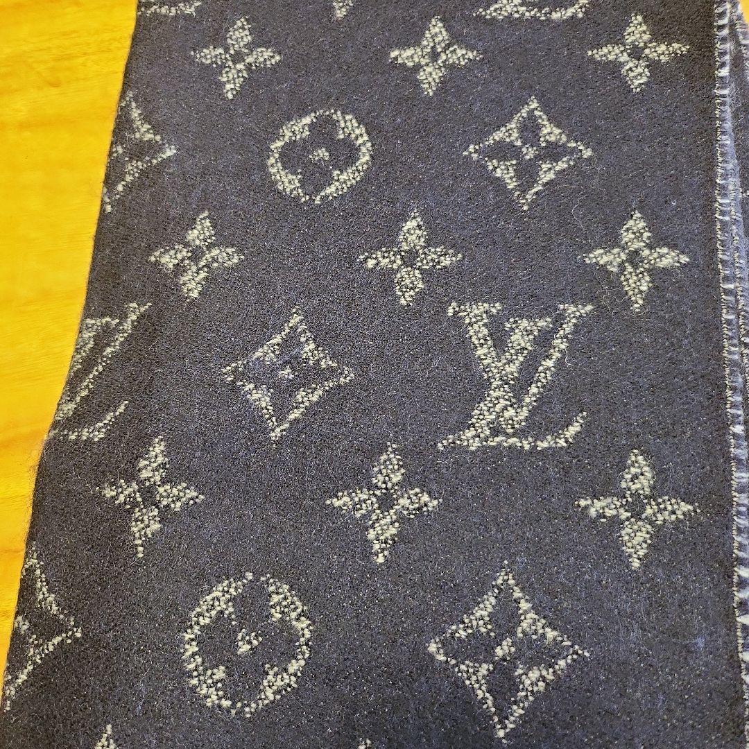 Louis Vuitton ネイビー マフラー メンズ
